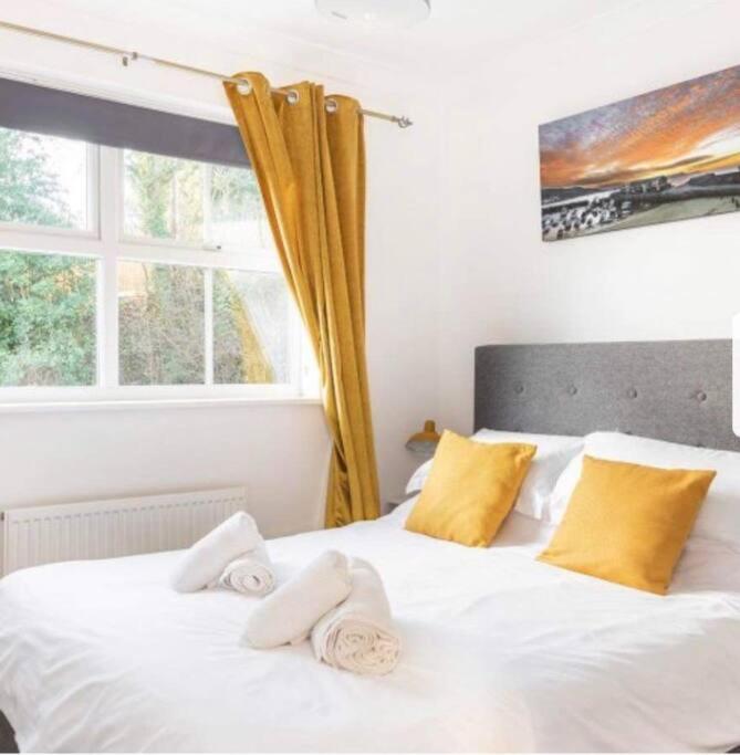 Beautiful Large Property, Sleeps 9 Walking Distance To The Sea , Beaches And Restaurants Fantastic Interior Lyme Regis Zewnętrze zdjęcie